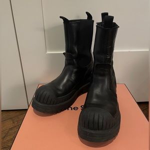 Acne Studio Black Leather Lug Sole Chelsea Boots Black IT38